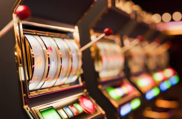Lightning Roulette live table interface showing multiplier indicators and betting layout